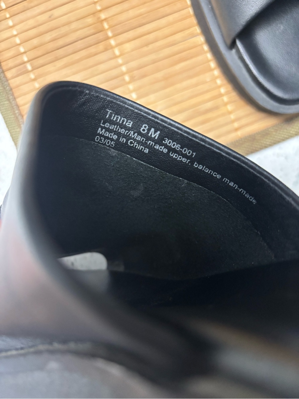 G.H. Bass black leather slip on sandals - Picture 6 of 8